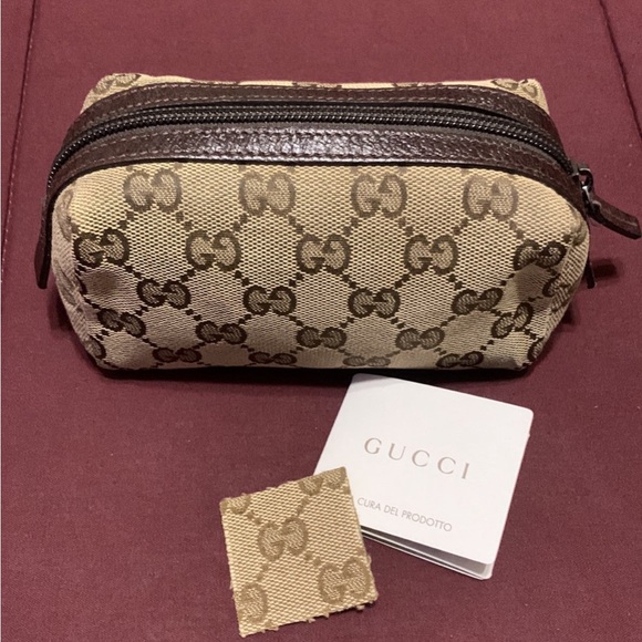 Gucci Monogram Canvas Cosmetic Pouch - Picture 8 of 11